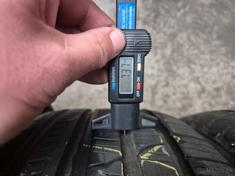 225/55 r18 celoročné 4 ks PIRELLI dezén 8,1 - 7,3 mm - 6