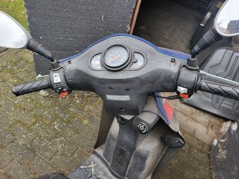 Skúter KYMCO Agility 50 - 6