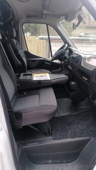 Nissan NV400 - 6