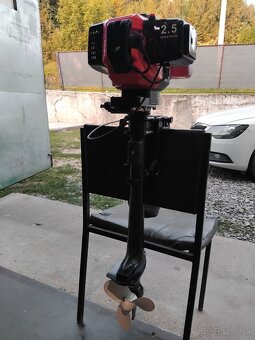 Benzínový závesný lodný motor na čln - 6