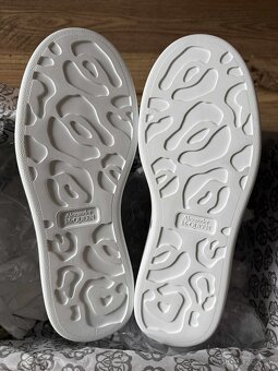 Alexander McQueen oversized sneakers, EU 42, čisto nové - 6