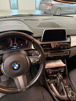 BMW 225Xe Plug in Hybrid 4x4, komplet nová batéria 2025. DPH - 6