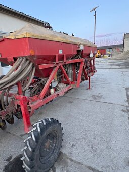 Diskova sejacka Mistral 6m - 6