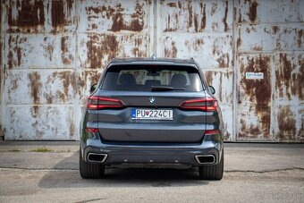 BMW X5 xDriveM50i A/T - 6