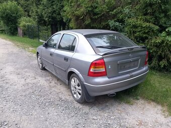 Predam v CELKU ako subor nahradnych dielou OPEL ASTRA G - 6