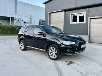 Mitsubishi Outlander 2.2 4x4 - 6