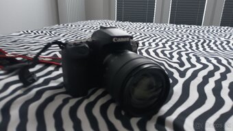 Predám Canon Eos90 D - 6