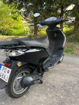 Piaggio fly 125 - 6
