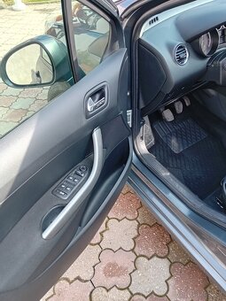 Peugeot 308 - 6