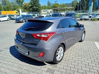 Hyundai i30 1.6 CRDI/94 KW STYLE MT6 + ZIMNE PNEU - 6