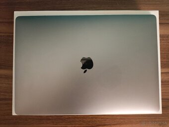 Apple MacBook Pro 15 2016 – i7 / 16GB / 512GB - 6