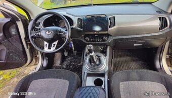 Kia Sportage 3 2.0Crdi 100kw - 6