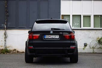 BMW X5 xDrive30d M packet 180kW AT8 - 6