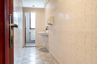 BC TOMÁŠIKOVA 35 - kancelárie - 233 m2, 1499 € s energiami. - 6