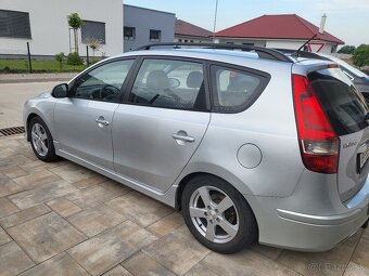 Hyundai i30 CW 1.6 CRDi VGT Premium 85kw - 6
