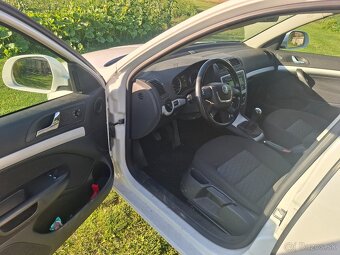 Škoda Octavia 2 facelift 1,6 TDi 77kw - 6