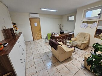 Priestor s výmerou 70 m2 na prízemí pre vaše podnikan… - 6