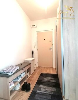 ZNÍŽENÉ  PEKNÝ 2 IZBOVÝ BYT - PO REKONŠTRUKCIÍ - 6