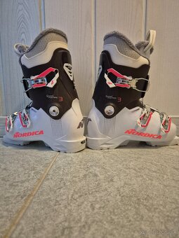 Predám lyže a lyžiarky značky Nordica - 6