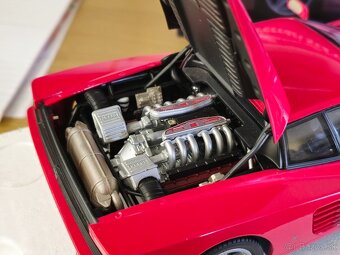 Modely Ferrari 1:18 HotWheels ELITE - 6