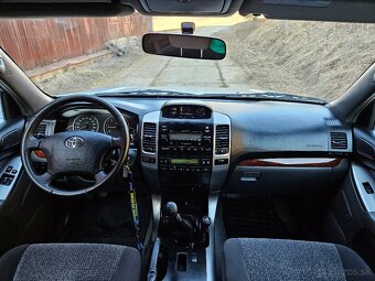 TOYOTA LAND CRUISER 120 3,0 D-4D - 6