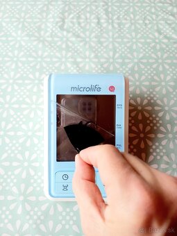Tlakomer Microlife BP B6 Favourite na ruku - 6