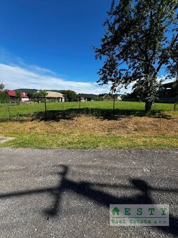 PREDAJ stavebný pozemok 900 m2, Kosorín, ESTY Real Estate s. - 6