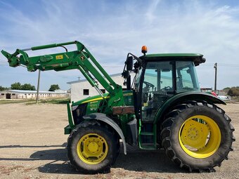 JOHN DEERE 5090M - Nakladač JOHN DEERE H260 - 6