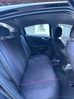 Alfa Romeo Giulietta 1.6 - 6