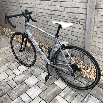 TRIBAN RC 100 velkost L - 6