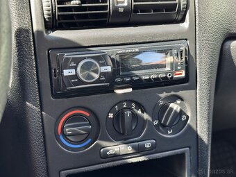 Predám OPEL ASTRA 2003, 66kW, 1.4 benzín - 6