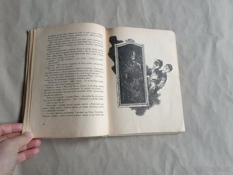 Alfred Hitchcock a traja pátrači Tajomstvo strašidelného zám - 6
