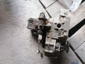 Motor 1,8b z Audi 100 - 6