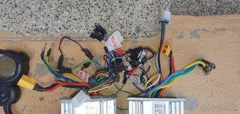 Kontroler k elektricke koloběžce s páčkou a displejem 60-72v - 6