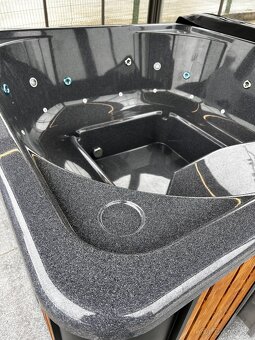 Kúpacia kaďa na drevo – luxusná, s integrovanou pieckou - 6