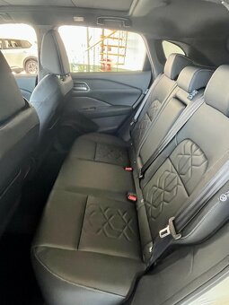 Nový Nissan Qashqai 1.3 DIG-T MHEV X-Tronic 4WD Tekna - 6