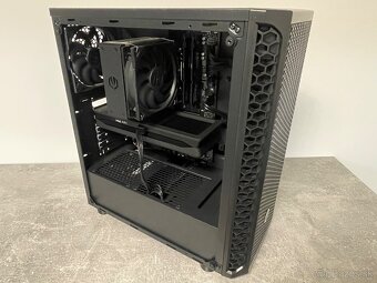 Herny PC plus monitor zdarma - 6