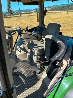 John Deere 6145R - 6