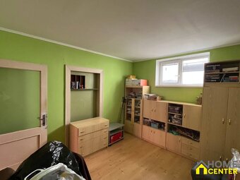 NA PREDAJ 4 izb. rodinný dom s veľkým potenciálom v Kolárove - 6