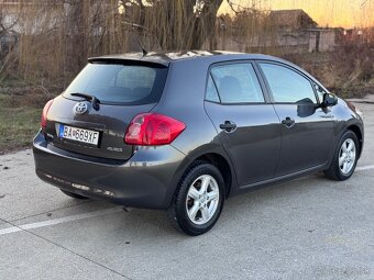 Toyota Auris 1.3 VVTI - 6