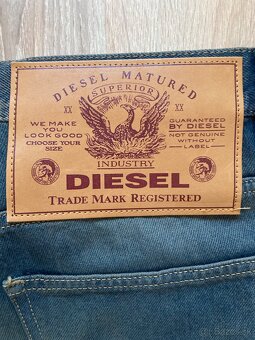 Diesel riflove kratasy - 6