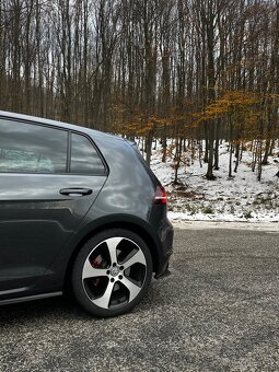 VW Golf 7 GTI Performance - 6