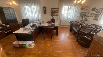 NA PRENÁJOM exkluzívna nehnuteľnosť v centre mesta Piešťan - 6