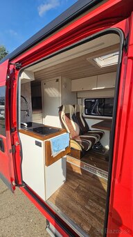 2017 velmi pěkná vestavba obytné auto karavan VAN - 6