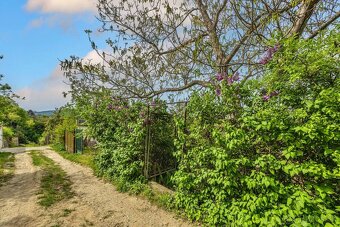 NA PREDAJ: Fantastická príležitosť Pozemok s dokonalým výhľ - 6