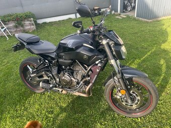 Yamaha MT 07 - 6