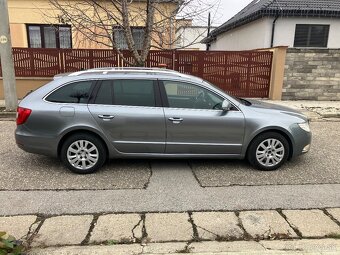 Škoda Superb Combi 2.0 TDI PD Comfort DSG - 6