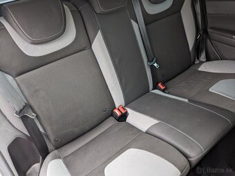 FORD Focus Kombi 2013 benzín - 6