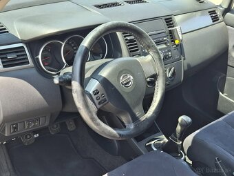 Nissan Tiida 1.6 - 6