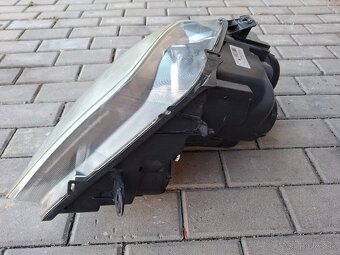 Predné reflektory Lancia Phedra - 6
